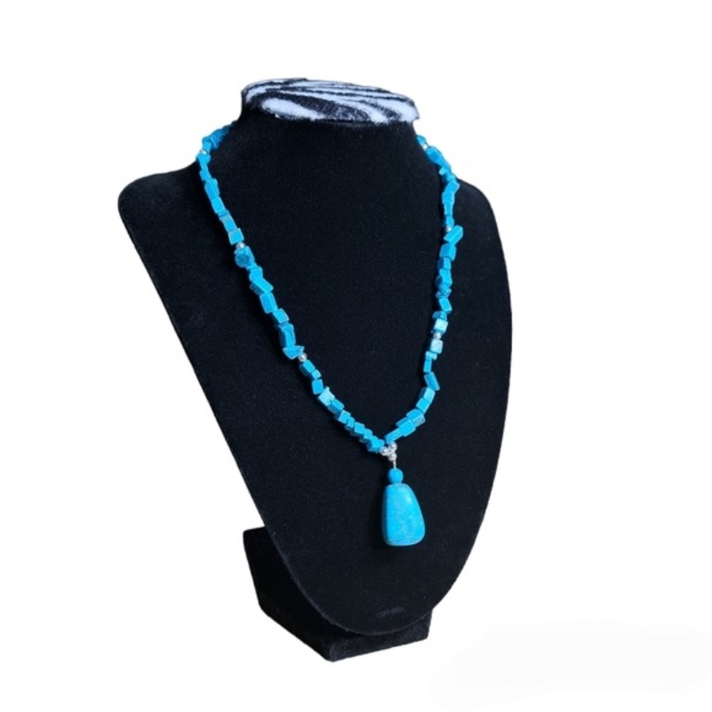 Handmade Women's‎ Faux Blue Turquoise Silver Tone Necklace Size 9.5 Inches